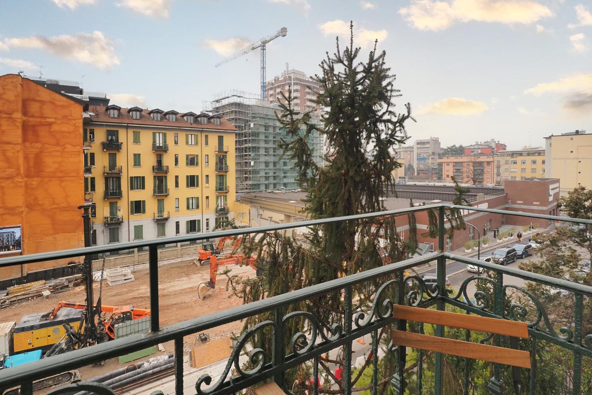 Primopiano - Jenner B Milano